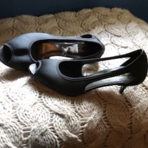 *HOST PICK* Donald J. Pliner Danda Satin Shoes *NEW*